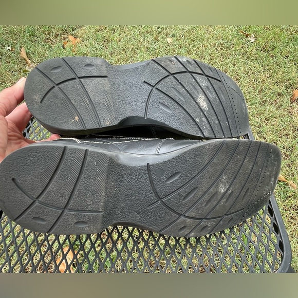 Adelchi Men’s Slip-on Black Leather Oxford Shoes - Picture 8 of 8